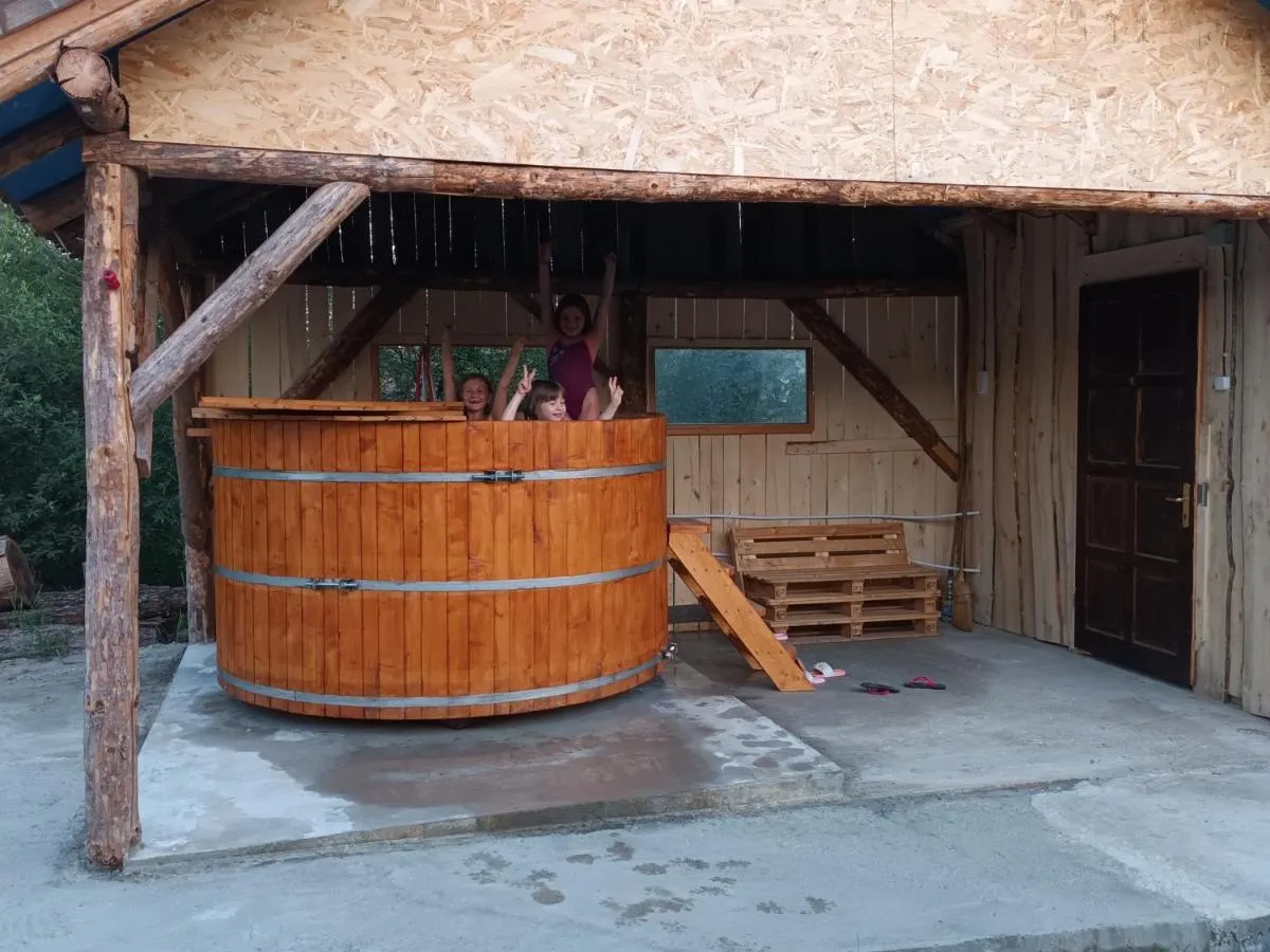 Image 3 of Casa Rustic Fehér & Fekete Vendégházak