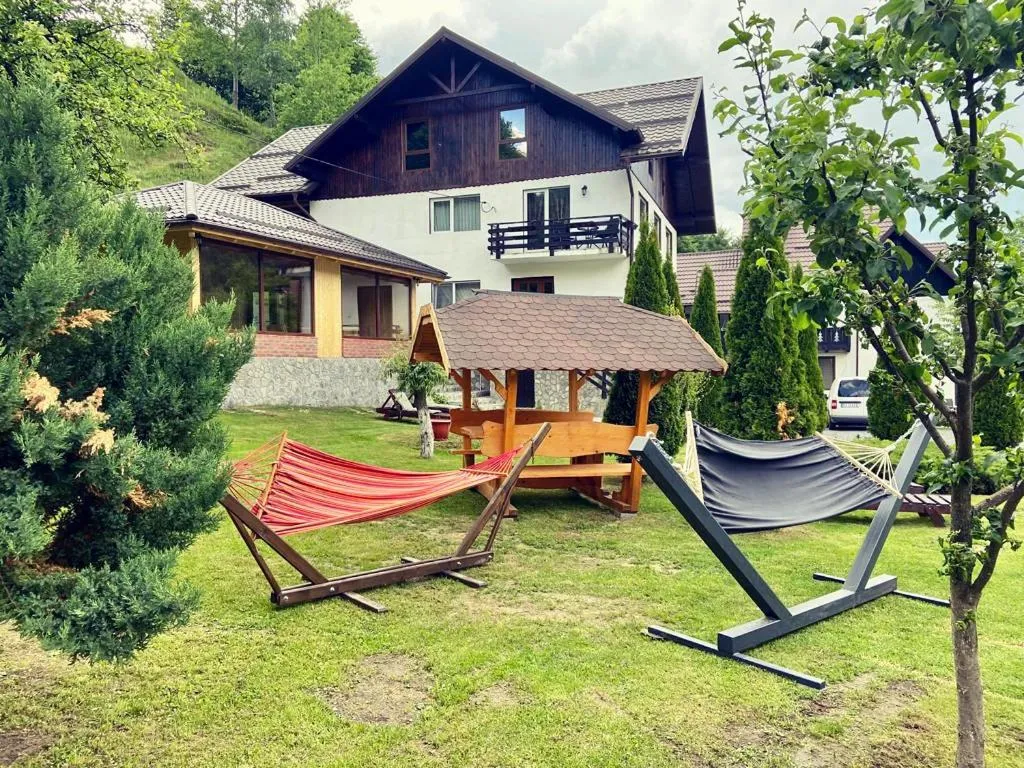 Image 3 of Casa Violetei