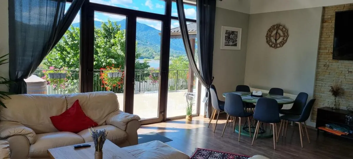 Image 3 of Casa Yla