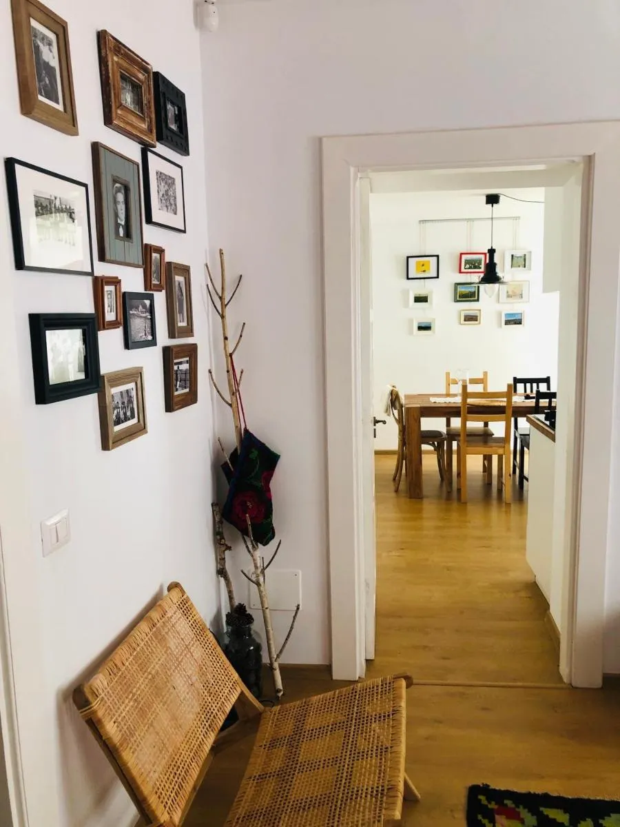 Image 6 of Casa bunicilor