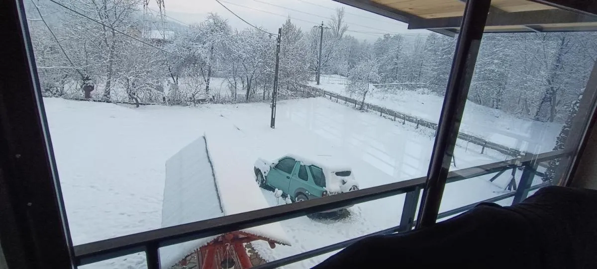 Image 5 of Casă de vacanţă ,,La Vălucu”