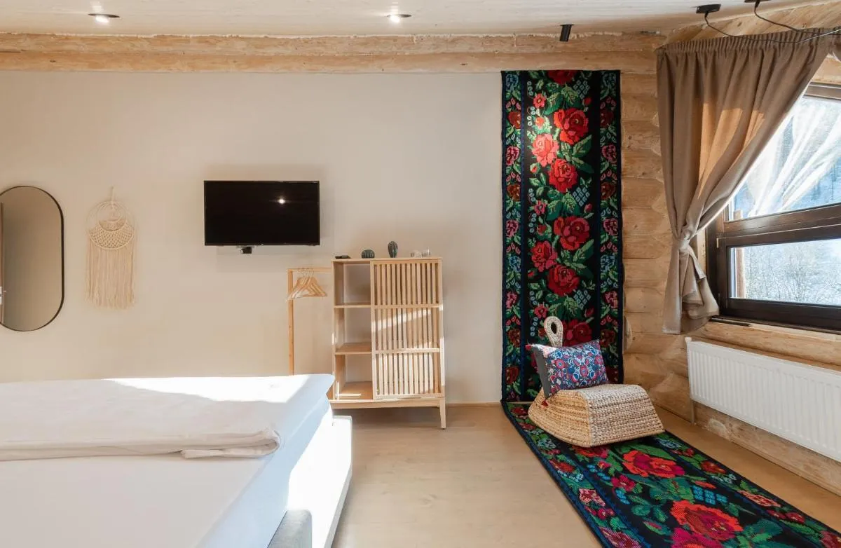 Image 4 of Casa din Vale