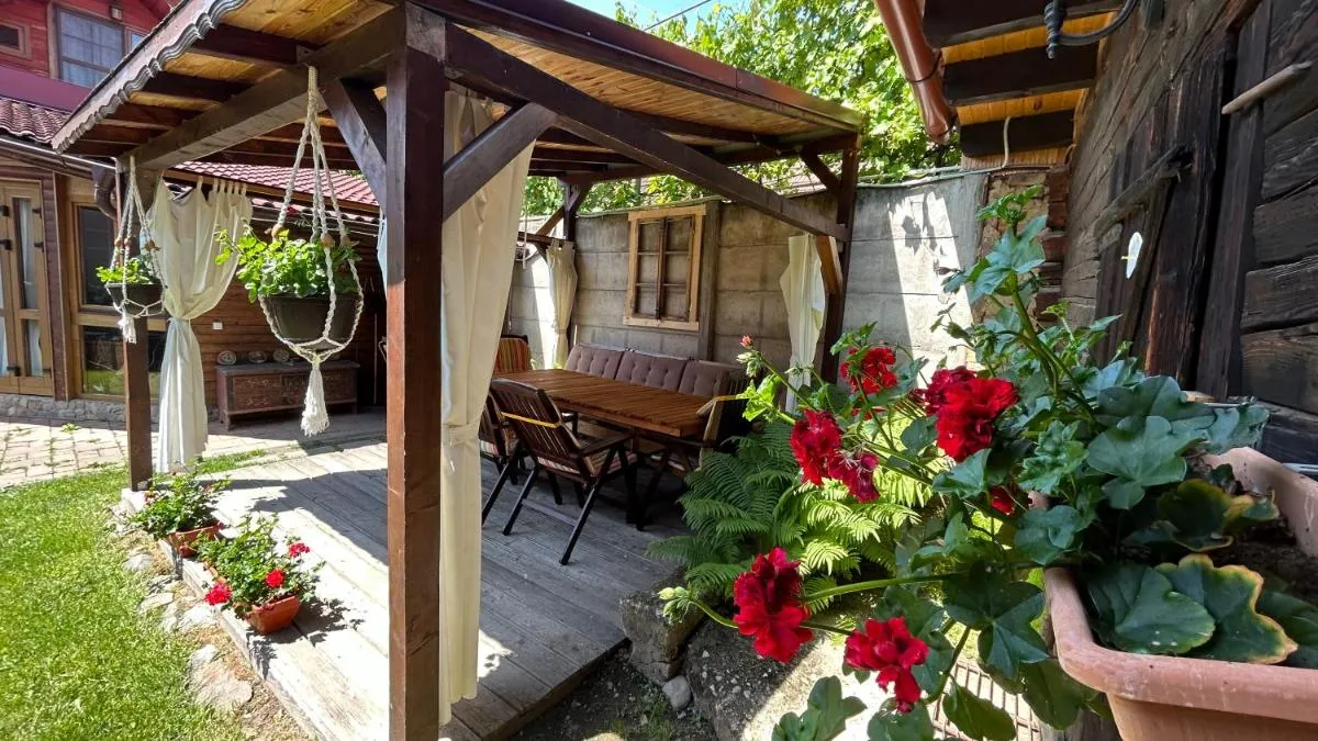 Image 2 of Casa veche “Old house”