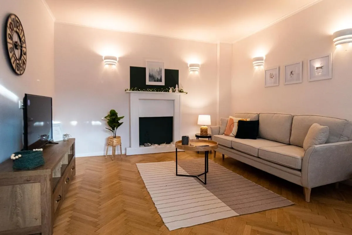 Image 3 of Castel’or Residence – Deluxe Restored Apartment in the heart of Old Town with Unique Views of Tampa Mt
