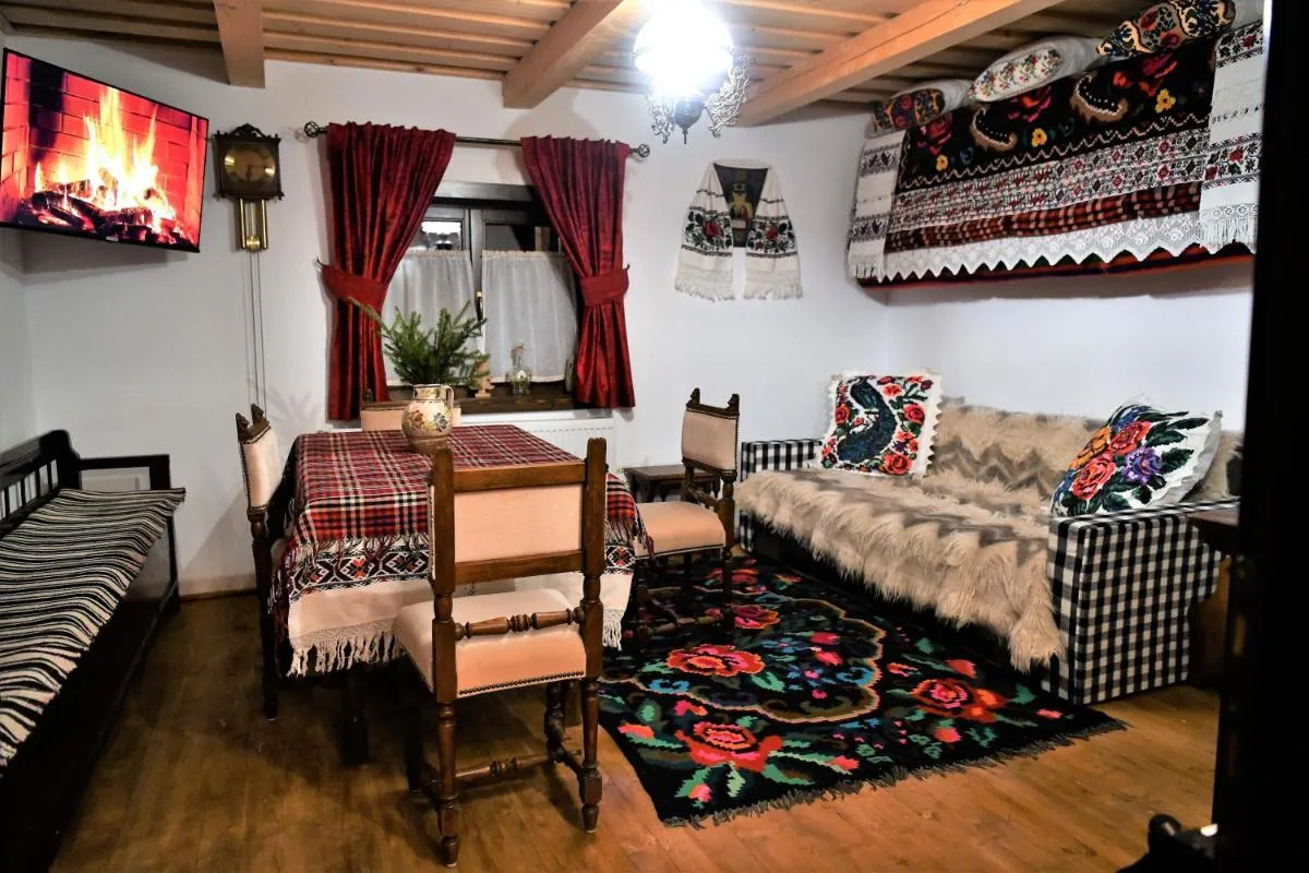 Image 2 of Casuta din Cotroape – Maramureș