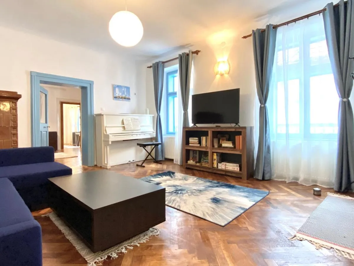 Image 4 of Central Pianissimo Apartment
