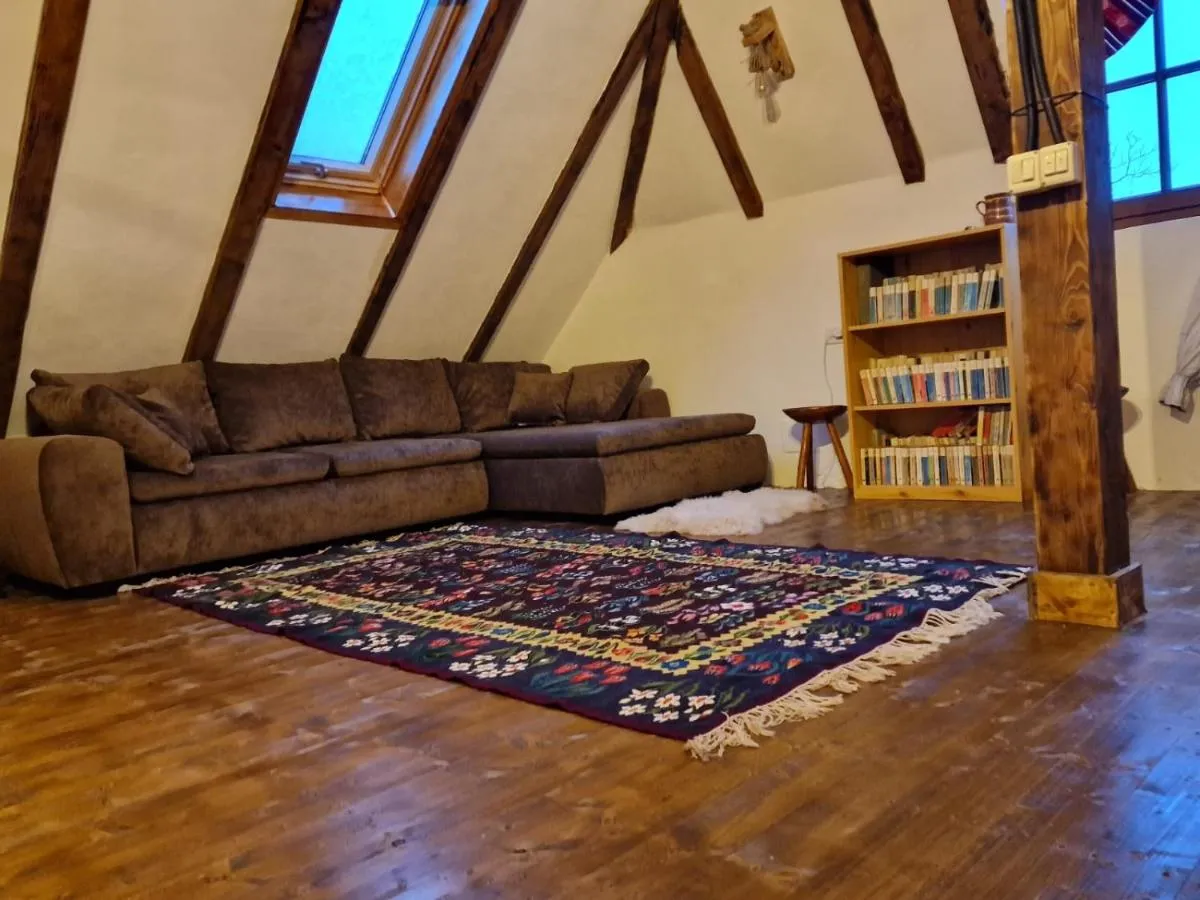 Image 2 of Cerdacul din Livada