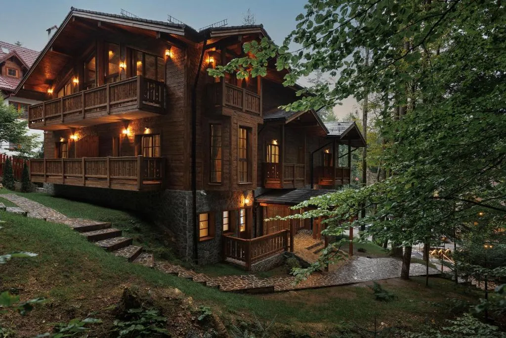 Image 1 of Chalet Royal
