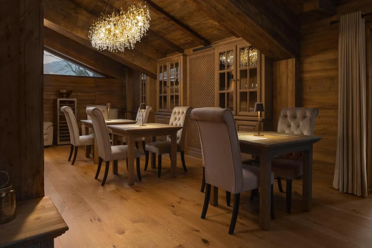 Image 6 of Chalet Royal