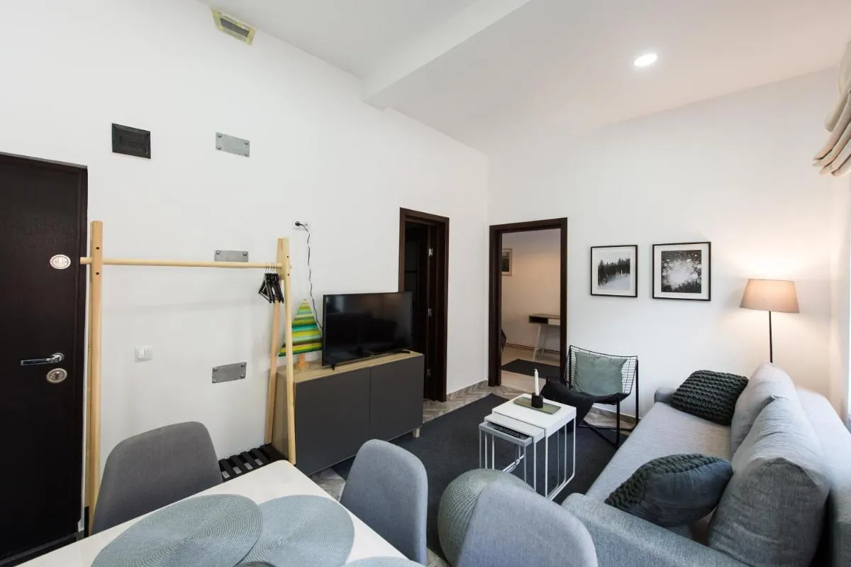 Image 6 of Charming Old Town Flat with Mountain View
