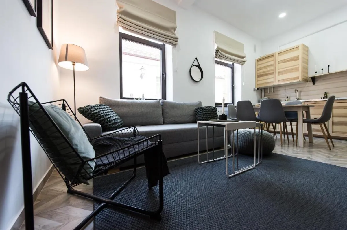Image 3 of Charming Old Town Flat with Mountain View