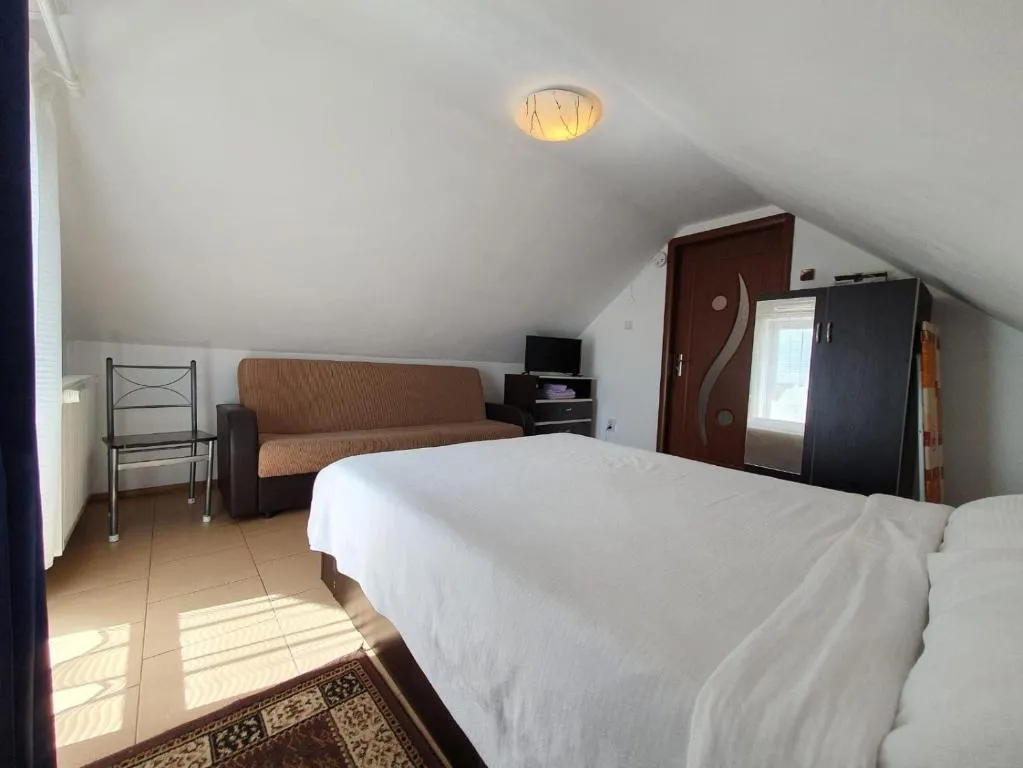 Image 1 of Charter Apartments Costea