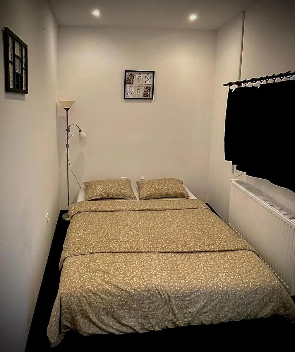 Image 6 of Chill House