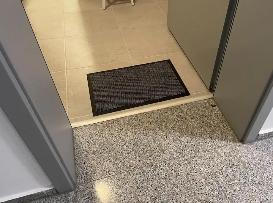 Image 2 of Comfortable Apartment, Wifi, Parking