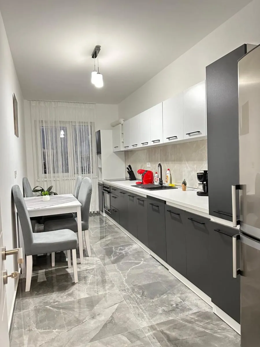 Image 3 of Coresi Mall Area Studios & Apartments by GLAM