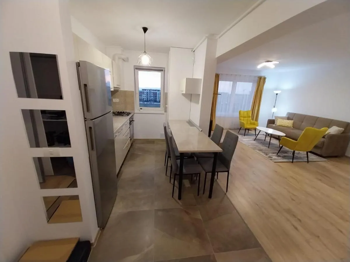 Image 2 of Coresi TopCity 2Camere Apartment