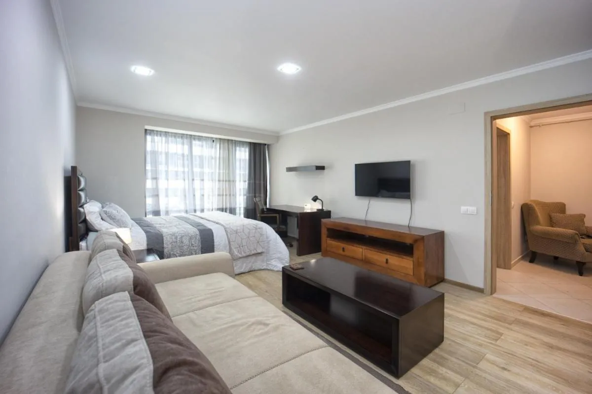 Image 3 of Coresi rezidence & suites