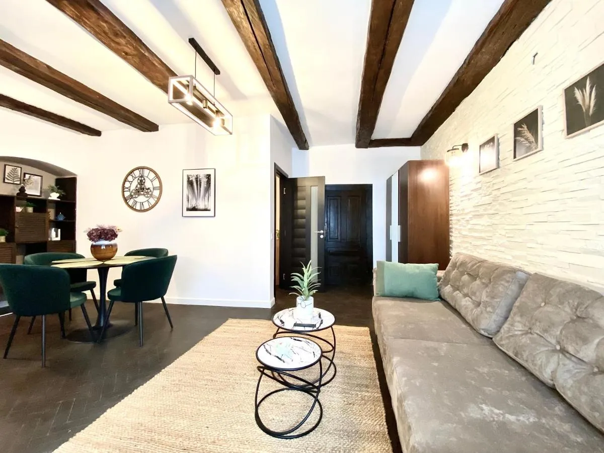 Image 2 of Cozy Brasov Center