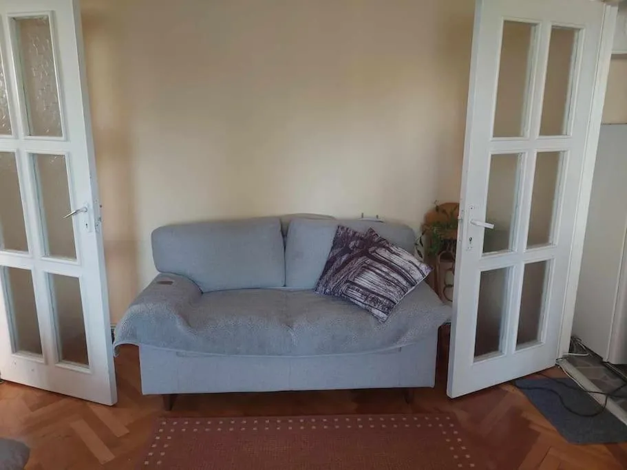 Image 2 of Cozy place in Tg Secuiesc
