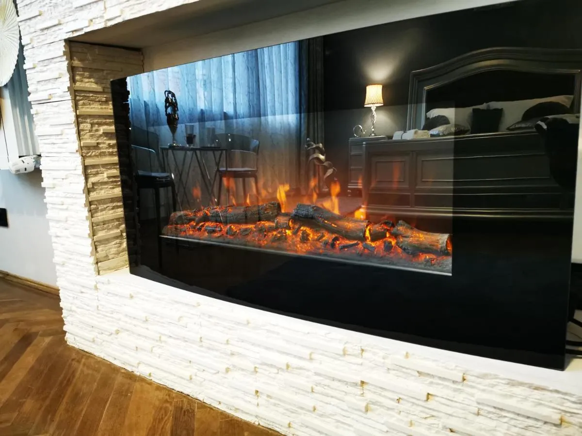 Image 2 of Crystal Central Apartment