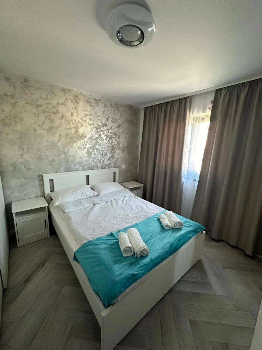 Image 2 of Davinci Apartment