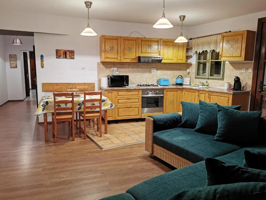 Image 1 of Drumul Poienii Apartment
