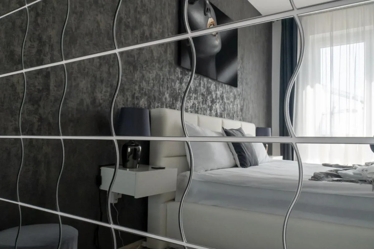 Image 3 of Elite Penthouse – Netflix free