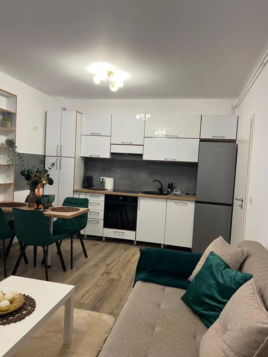 Image 7 of Emerald Residence