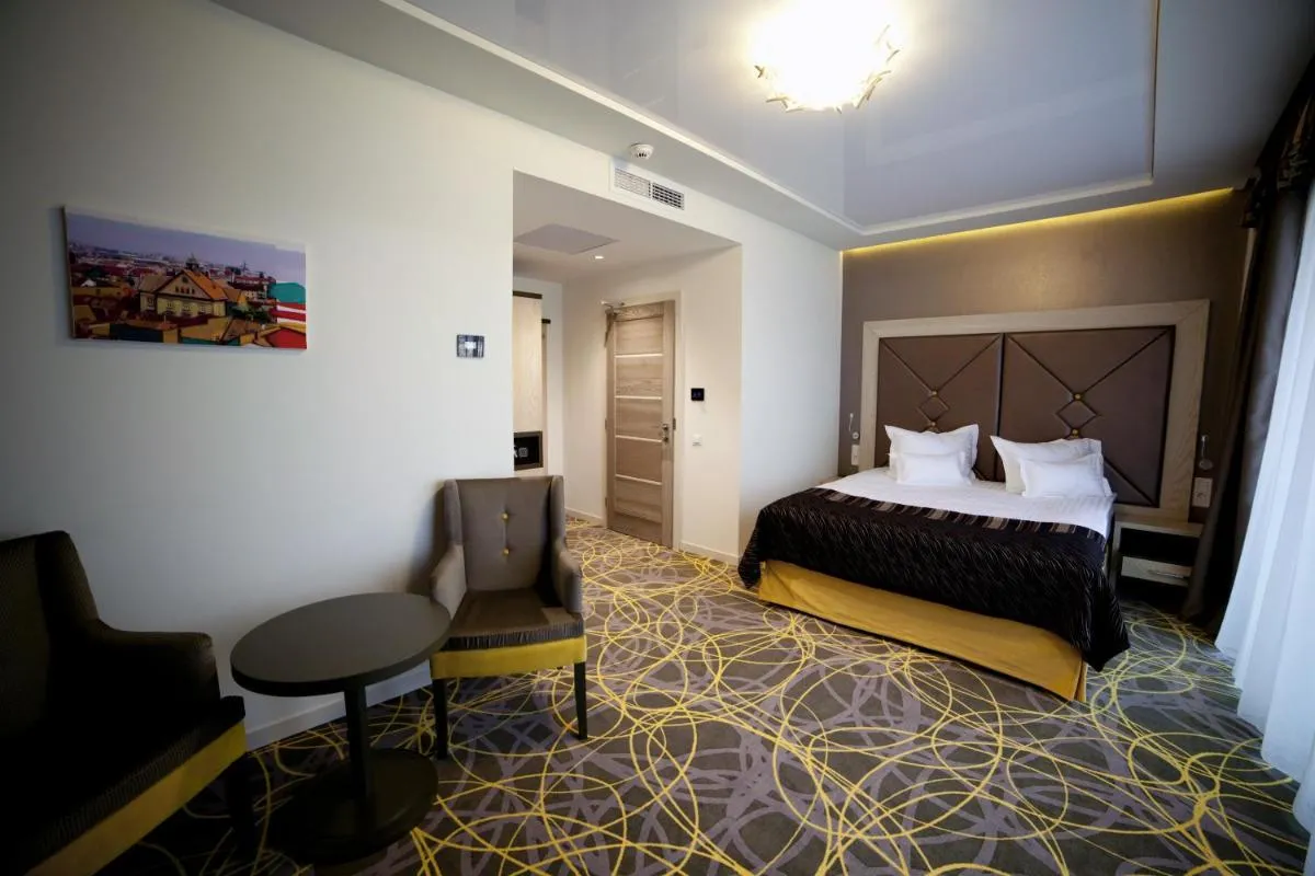 Image 6 of Exclusive Hotel & More