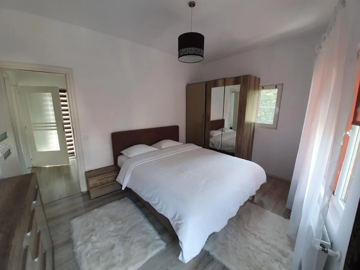 Image 7 of FOX VALLEY VILLA