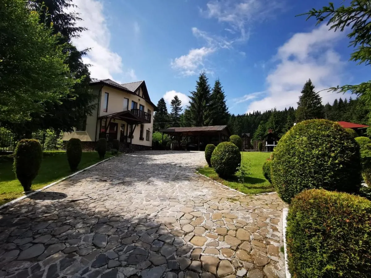 Image 2 of FOX VALLEY VILLA