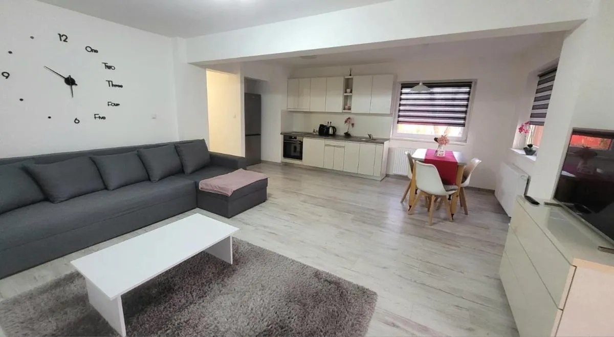 Image 3 of Fortuna Park Apartman