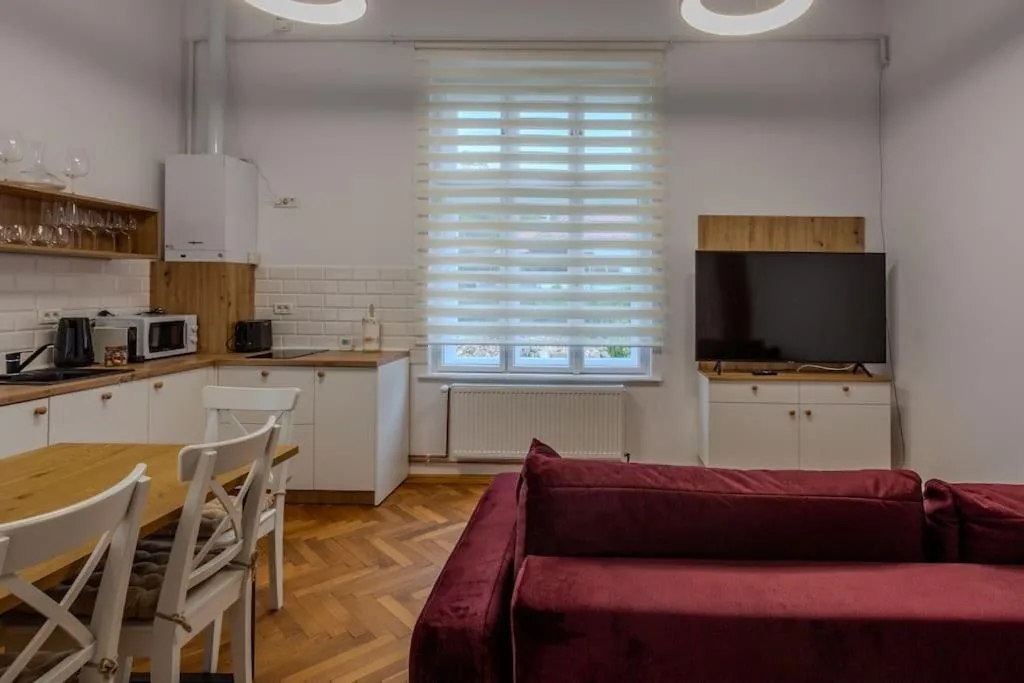 Image 6 of GB4 by Rentable