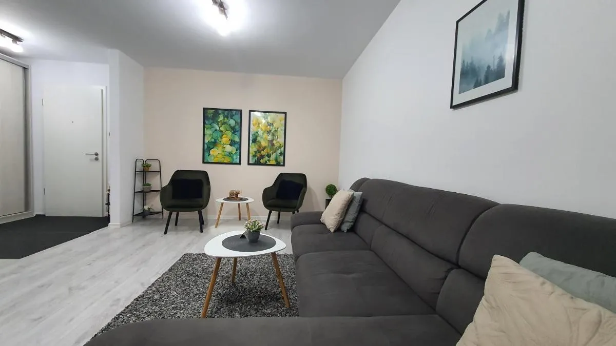 Image 2 of GREEN Apartment Coresi