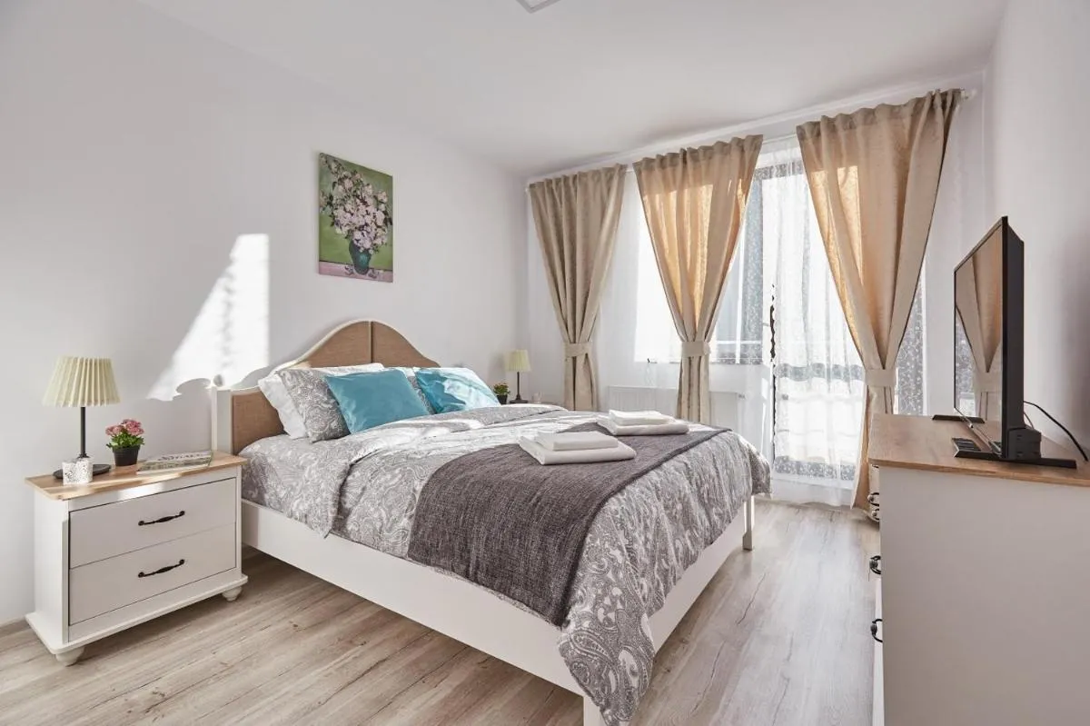 Image 2 of George Apartment Sinaia