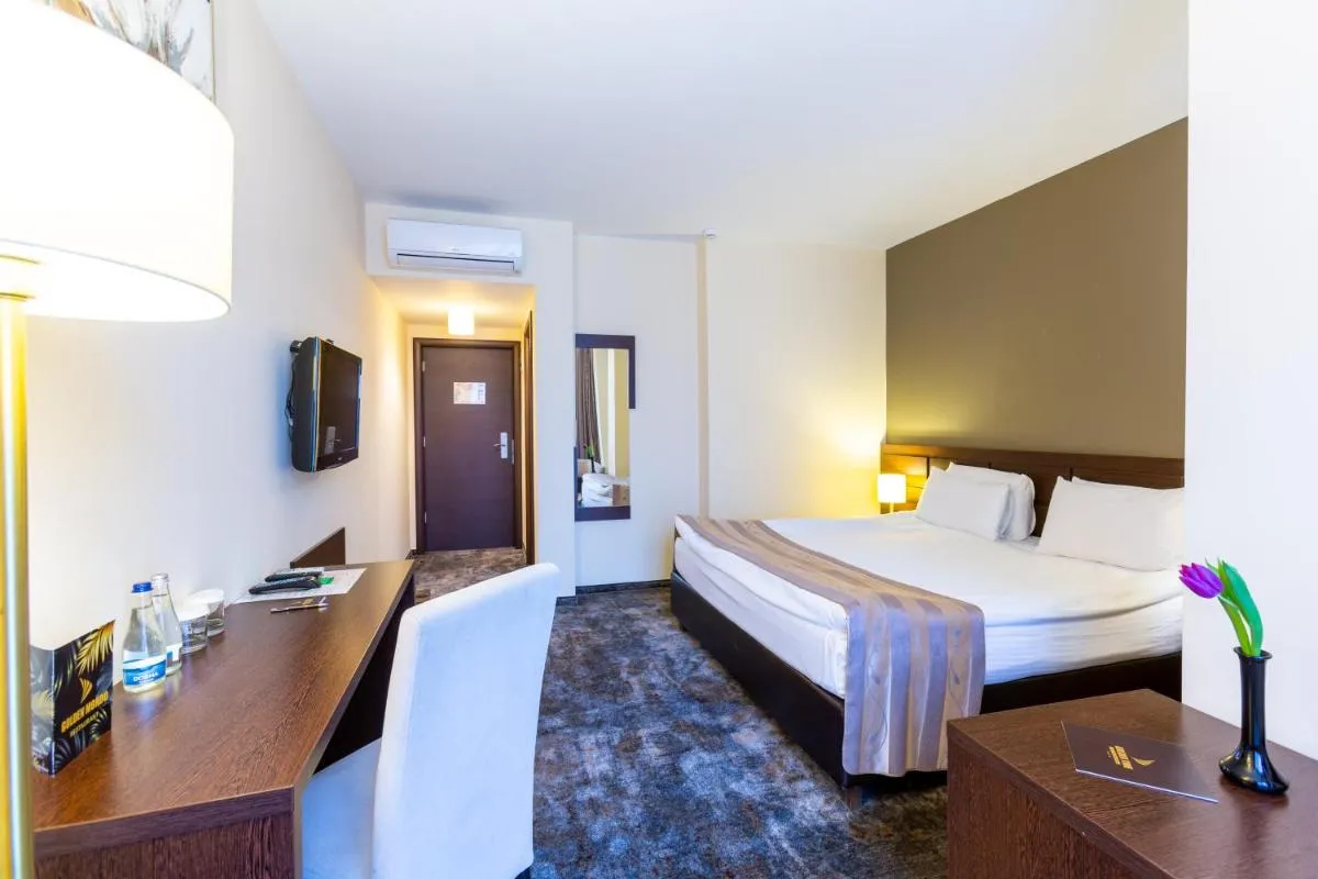 Image 5 of Golden Time Hotel