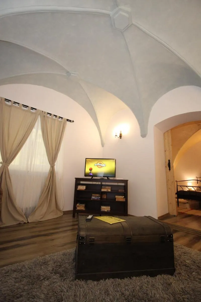 Image 5 of Gothic Apartment