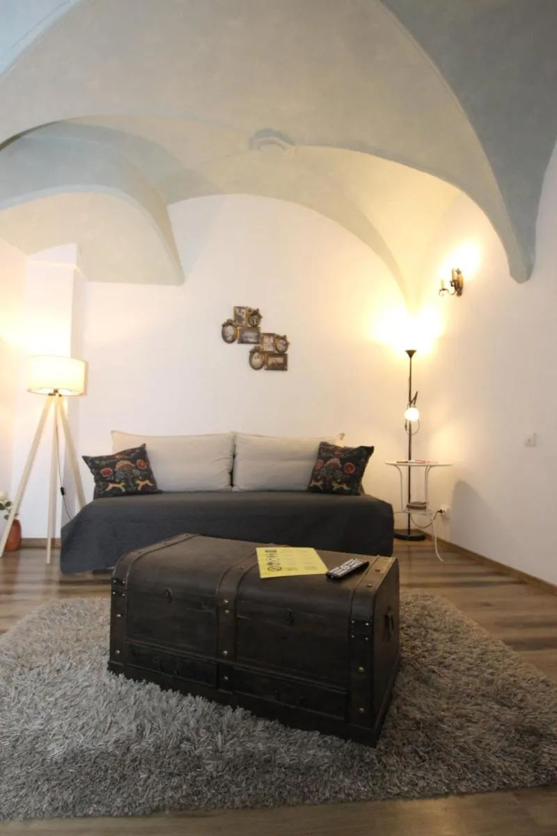 Image 6 of Gothic Apartment