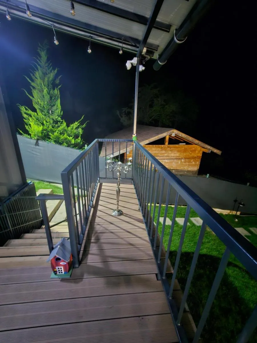 Image 3 of Green Rock Cabin