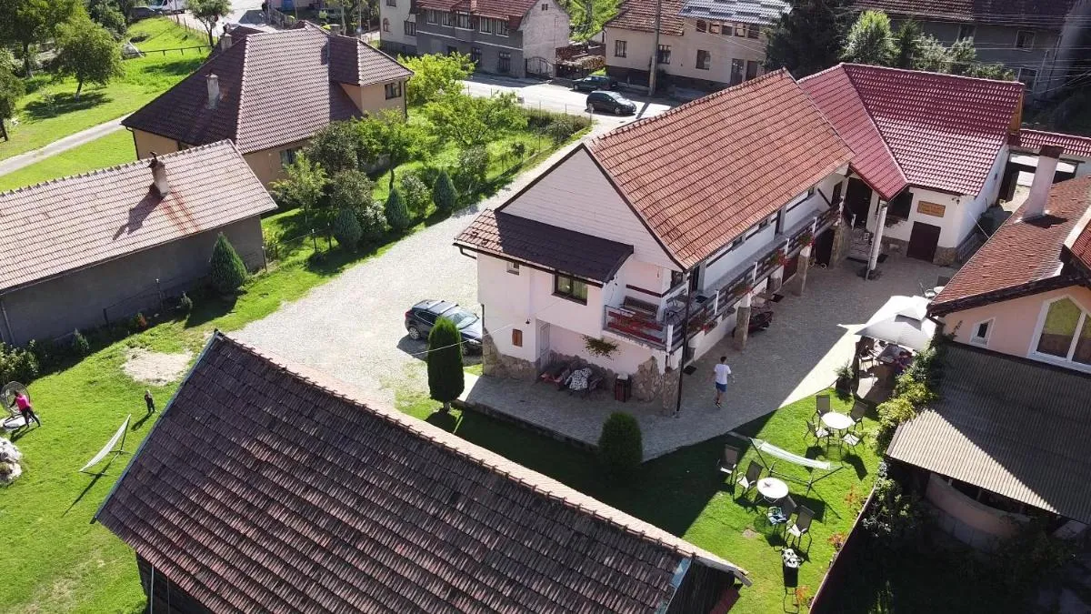 Image 3 of Guest House Piatra Craiului