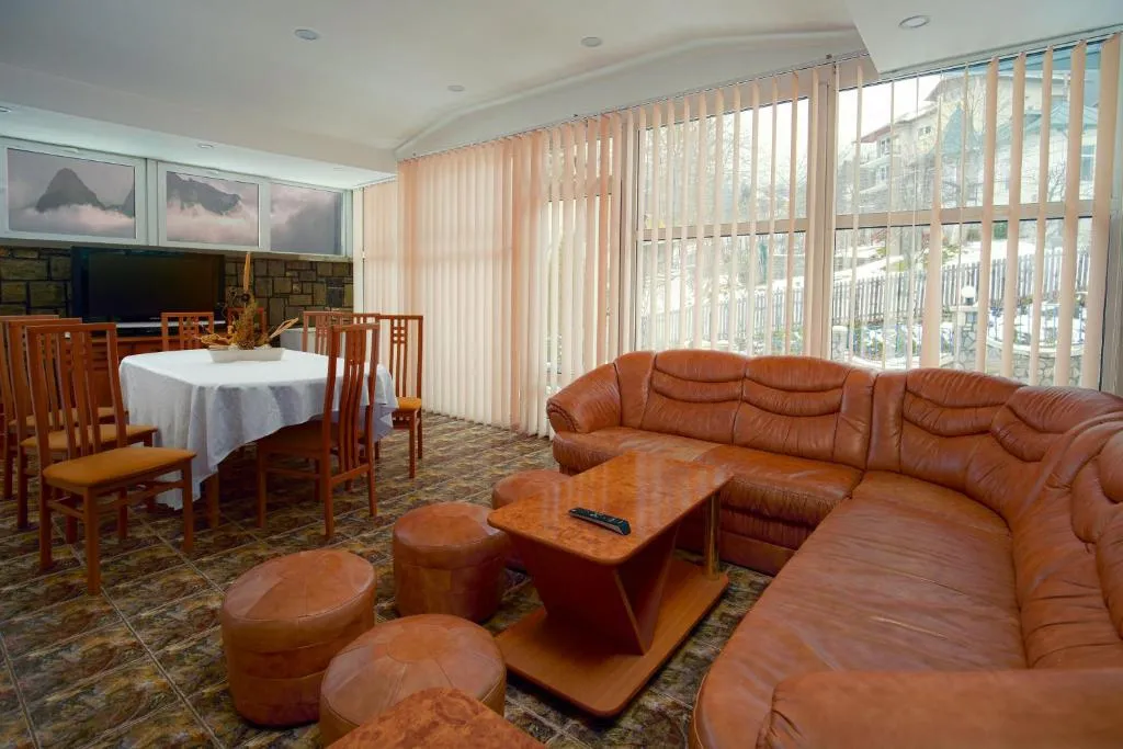 Image 1 of Hotel Alexandros Busteni