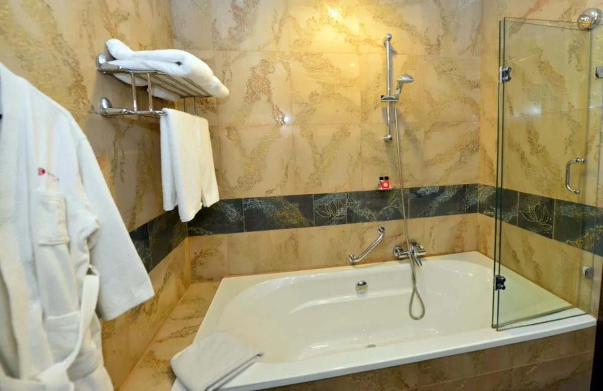 Image 2 of Hotel HP Tower One Brasov