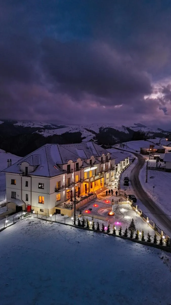 Image 6 of Hotel Măgura Jina