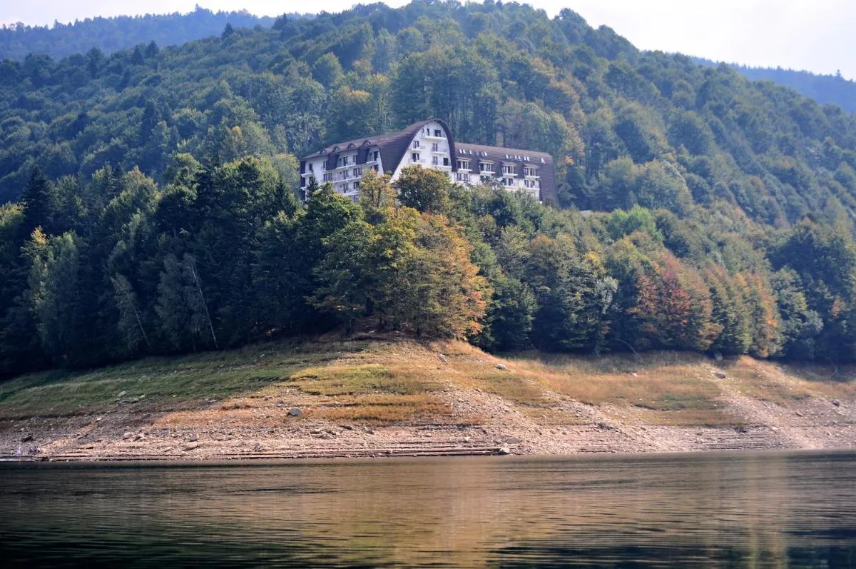 Image 5 of Hotel Valea cu Pesti