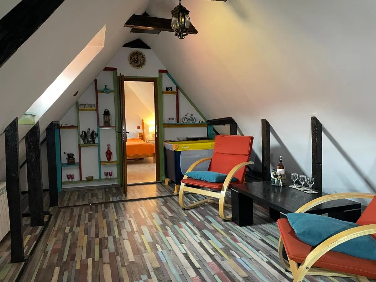 Image 3 of House of Colors