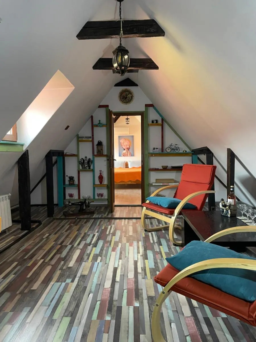 Image 5 of House of Colors