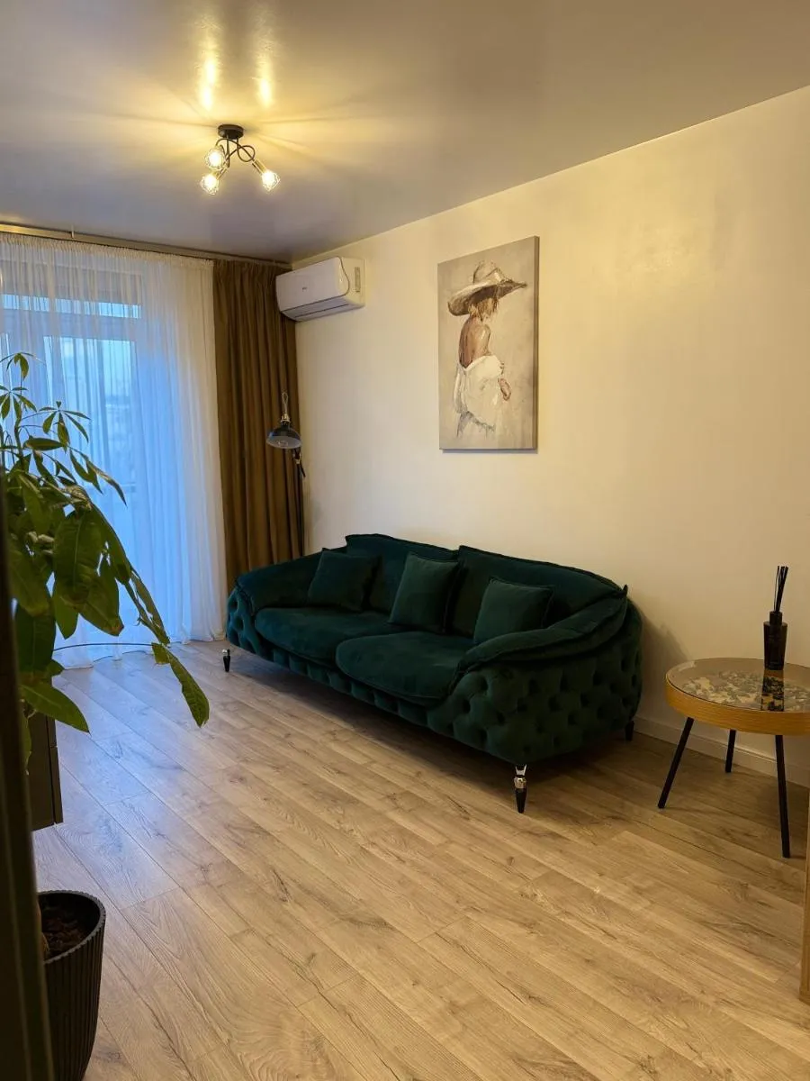 Image 4 of Illy Home