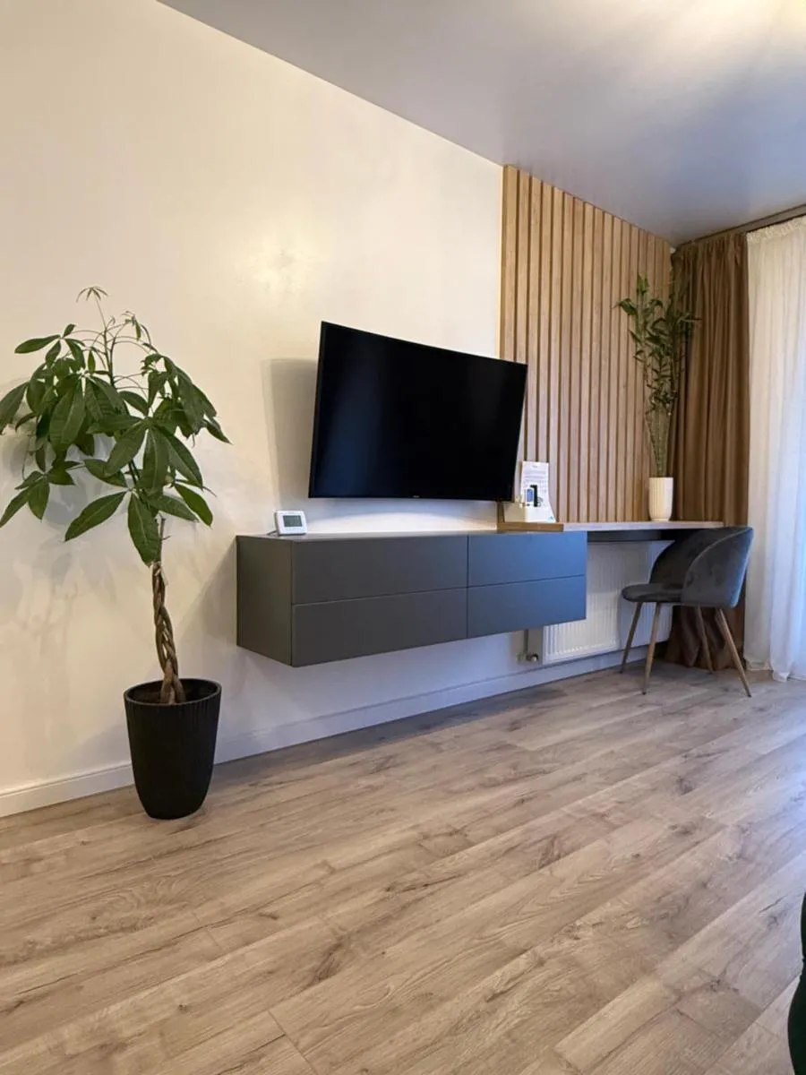 Image 3 of Illy Home