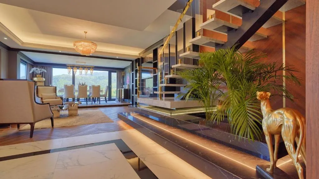 Image 1 of Imperia Luxury Residence