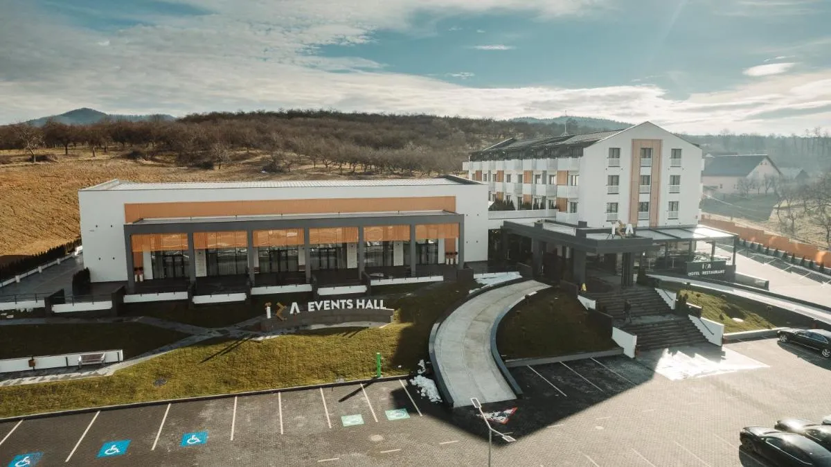 Image 7 of Iza Hotel